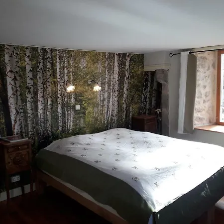 Domaine Le Sauzet מלון