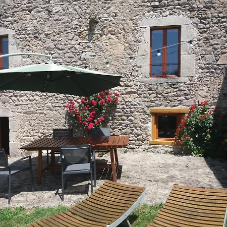 מלון Domaine Le Sauzet Saint-Germain-l'Herm