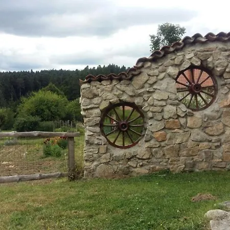 מלון Domaine Le Sauzet *